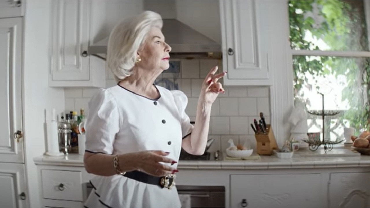 Death in Bloom backdrop