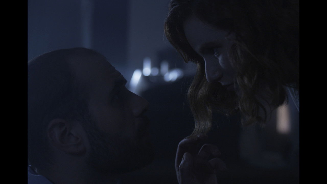 Clave de Lua backdrop