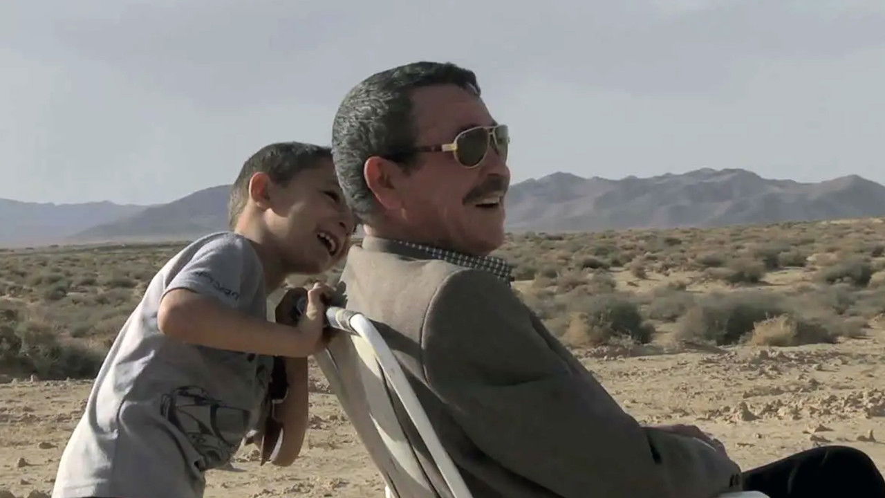 Ma famille entre deux terres backdrop