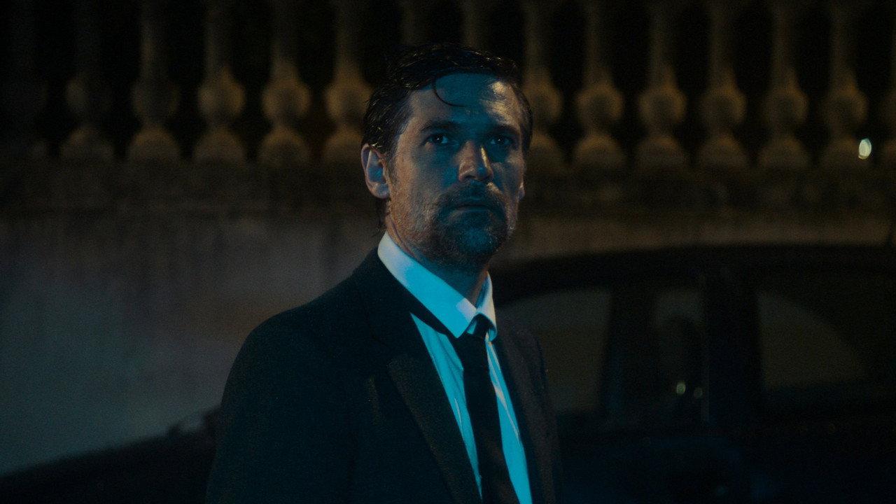 La Collection backdrop