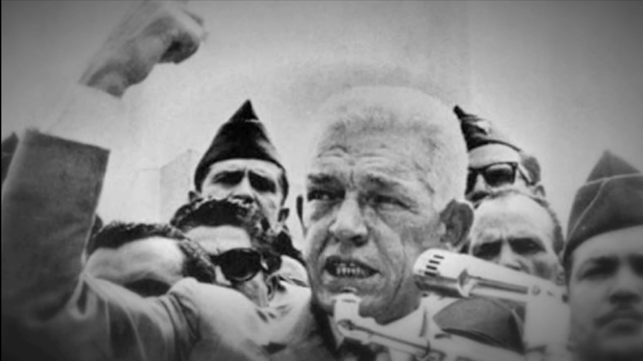 7 meses y un Gaviño backdrop