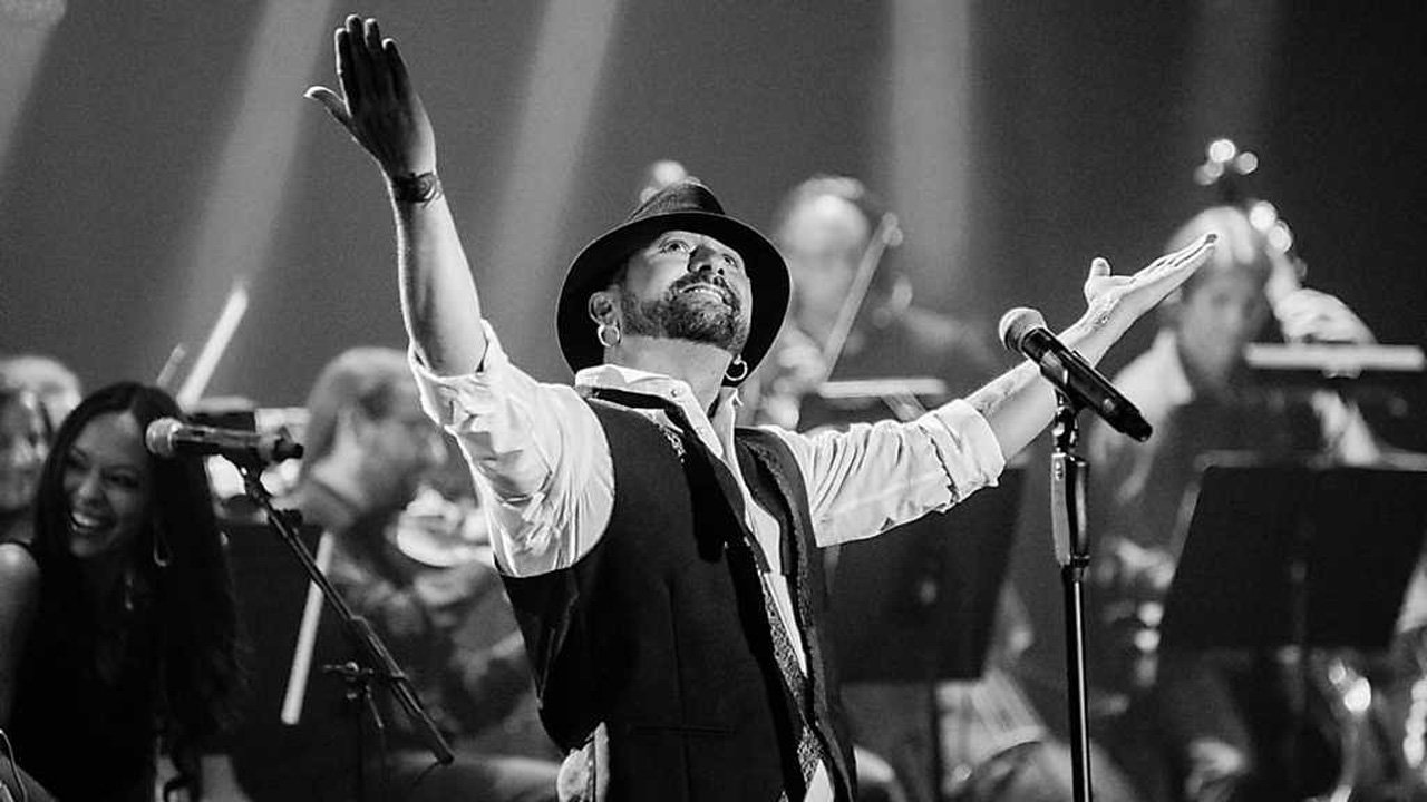 El Barrio: Esencia backdrop