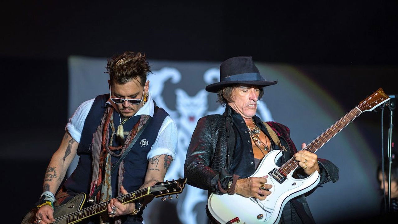 Hollywood Vampires Live at Hellfest 2018 backdrop
