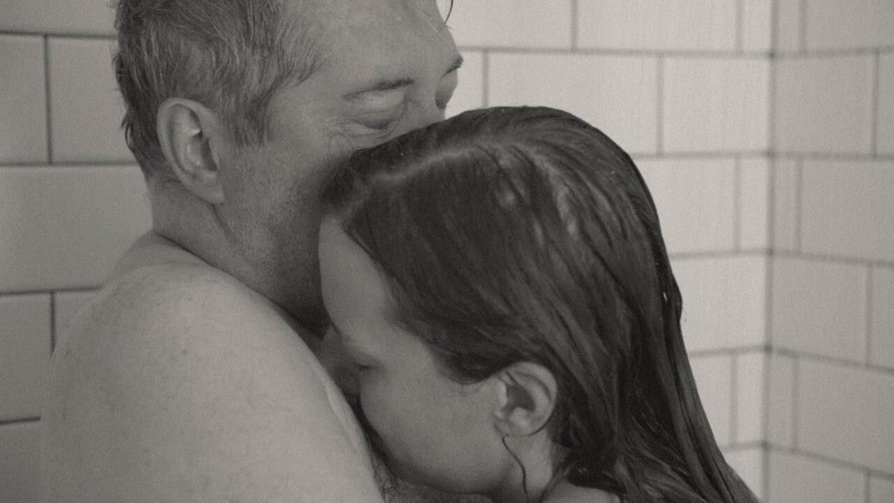 Simon and Marianne backdrop