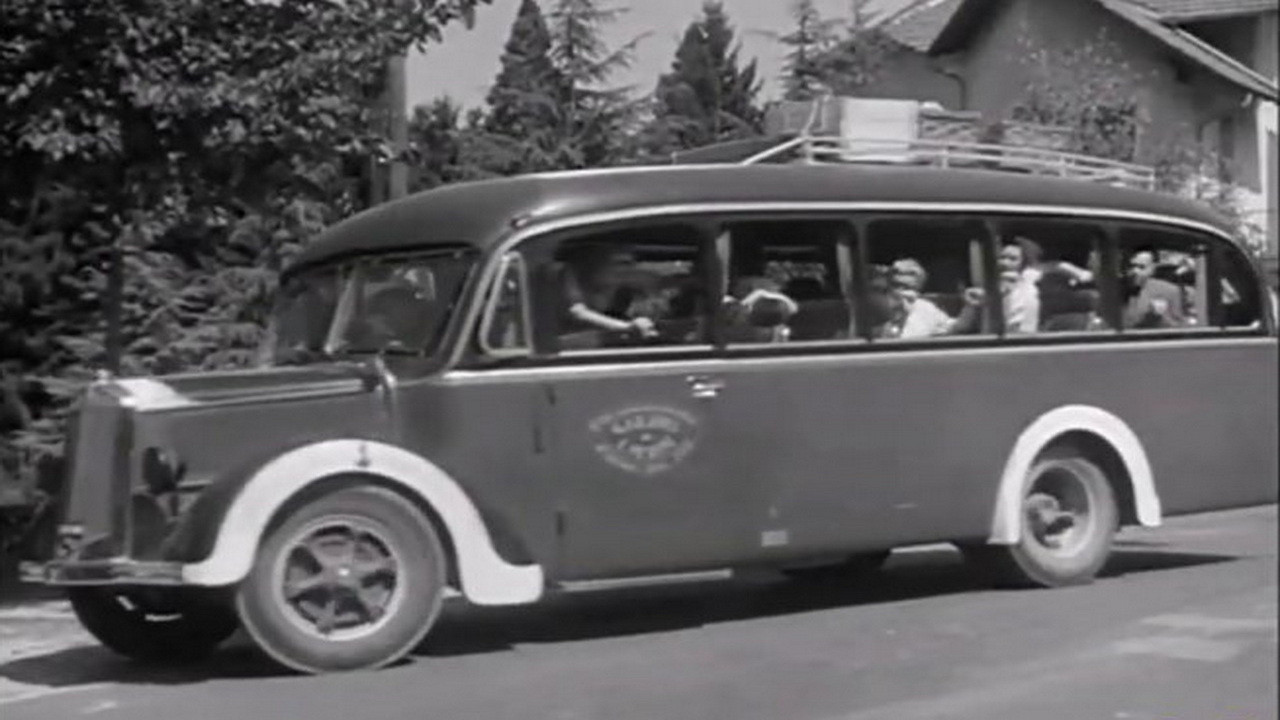 Non me lo dire! backdrop