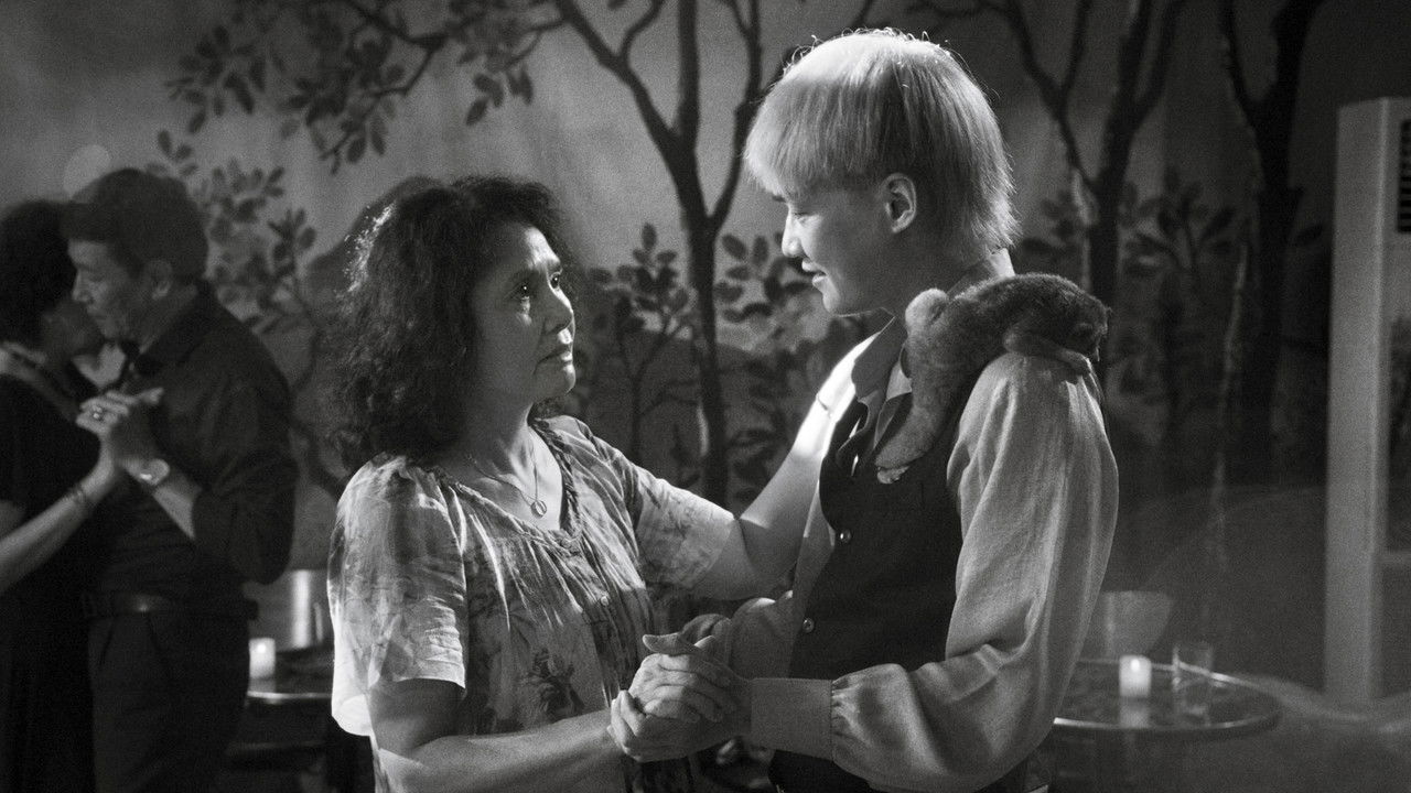 Cu Li Never Cries backdrop