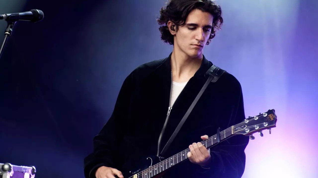 Tamino @ Olympia backdrop