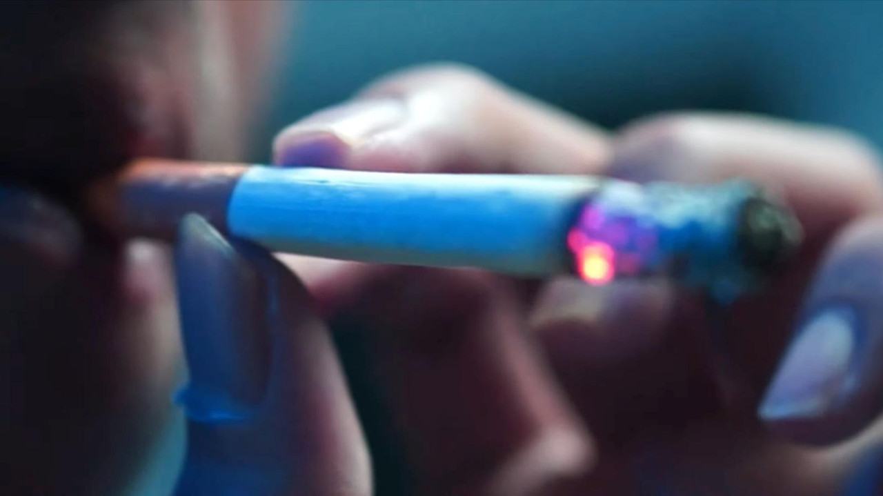 5 Stages of Falling In Love backdrop