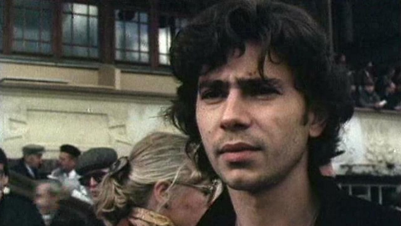 The Lonely Player backdrop