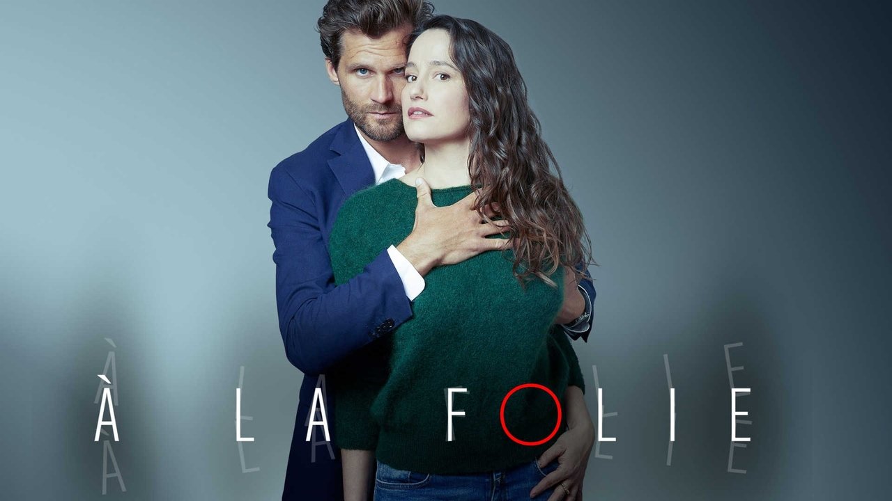 À la folie backdrop