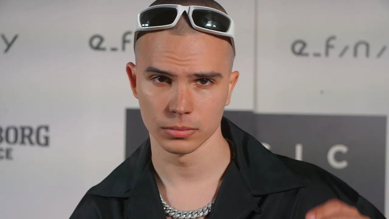 Voyage: A Chance of Being Born backdrop