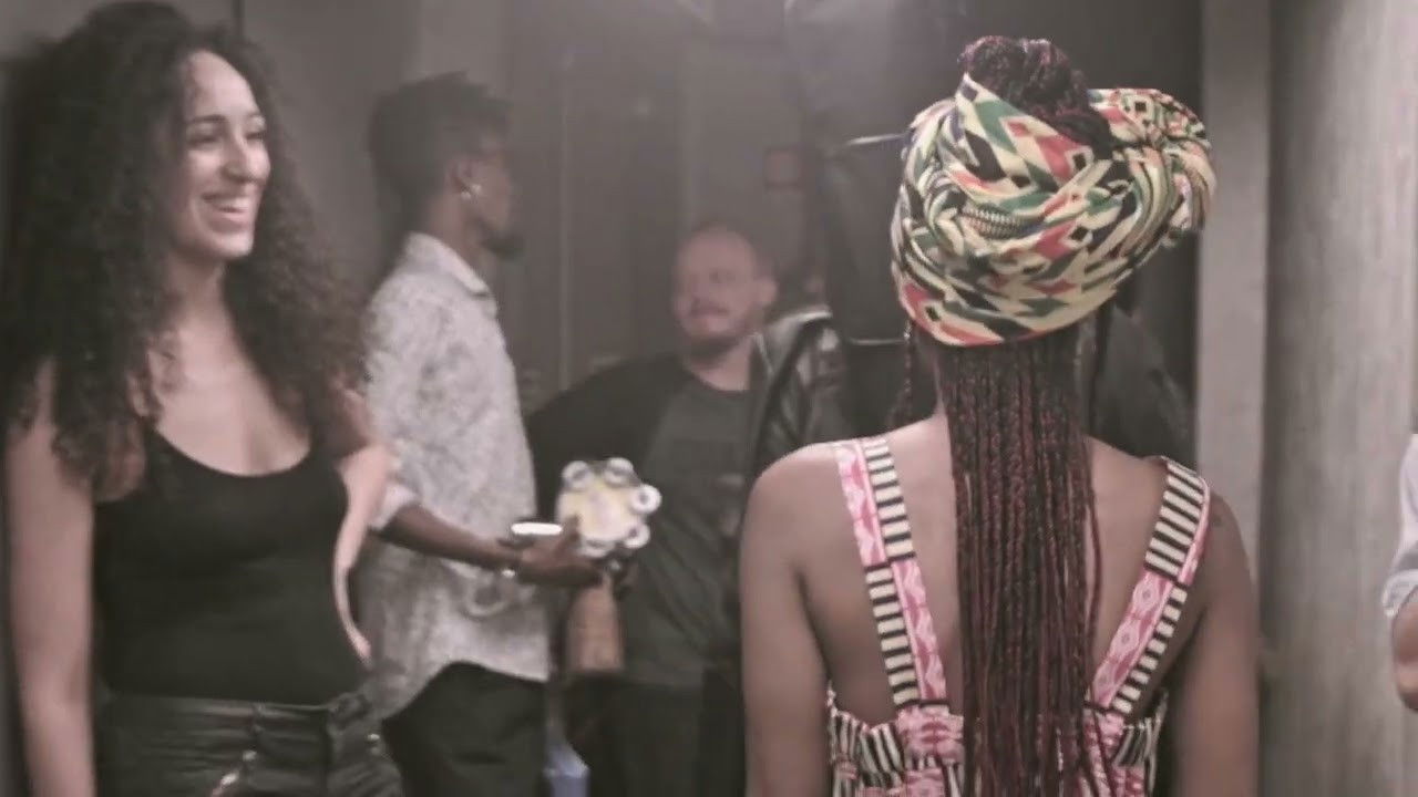 Antes do Último Voo backdrop