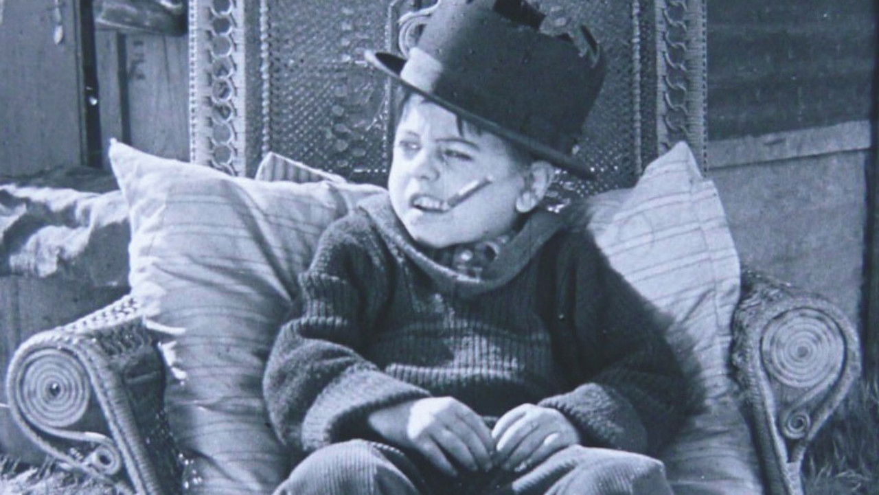 Mickey's Circus backdrop