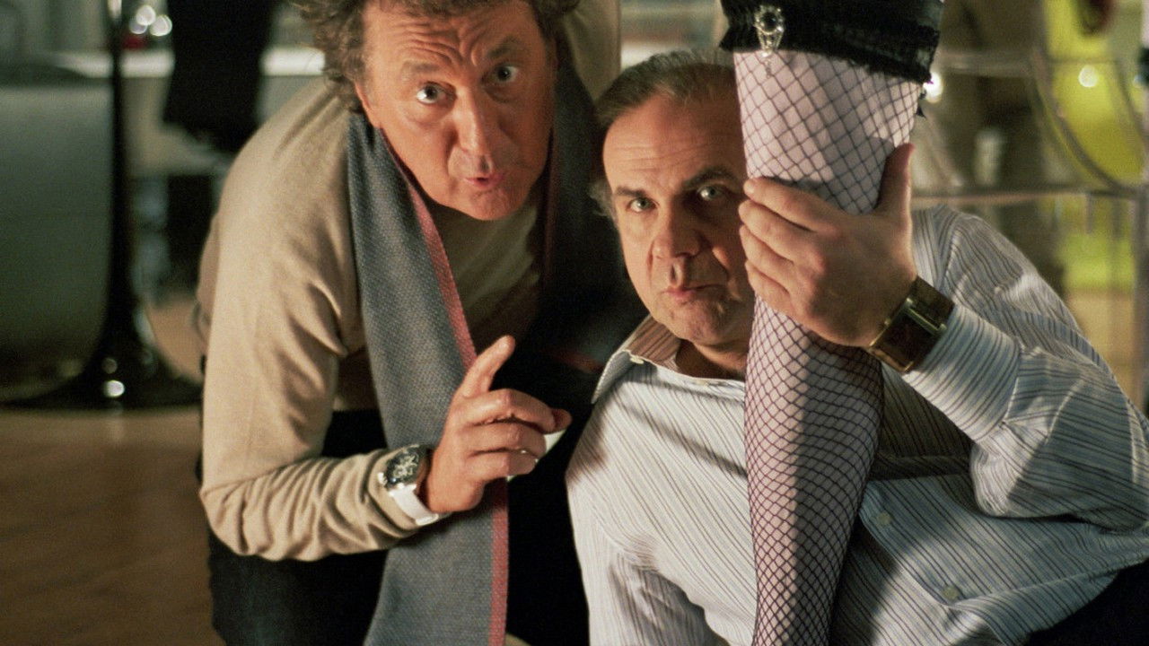 Torno a vivere da solo backdrop