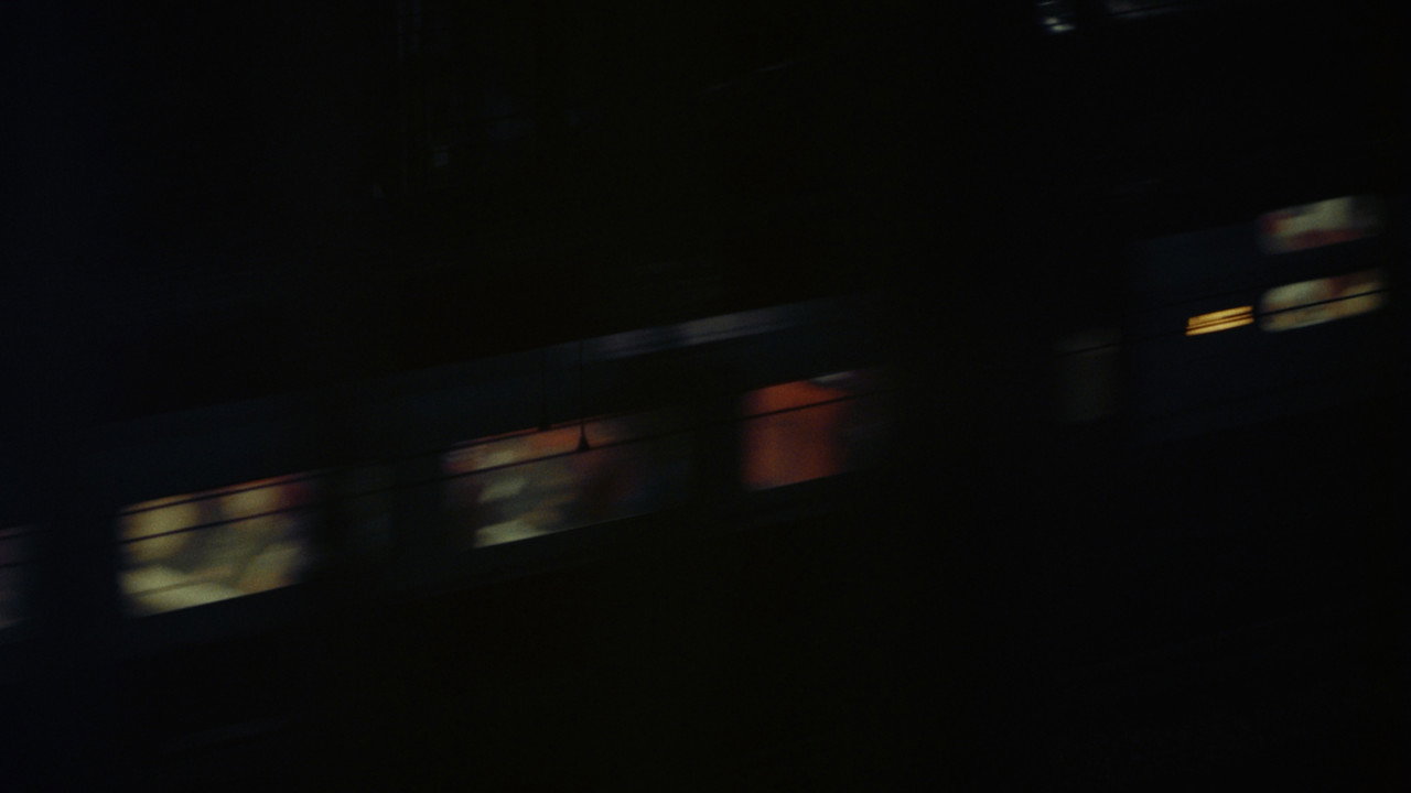 Avant le jour backdrop