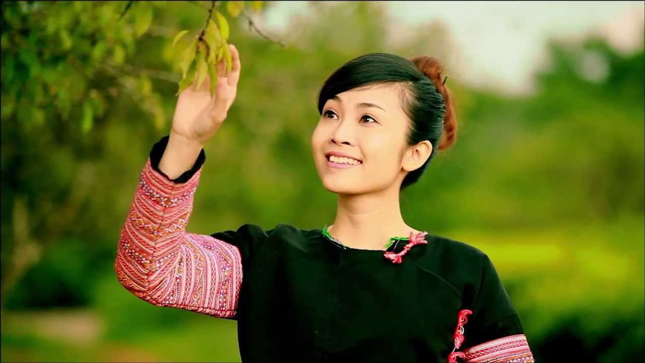 And I Will Come Back backdrop