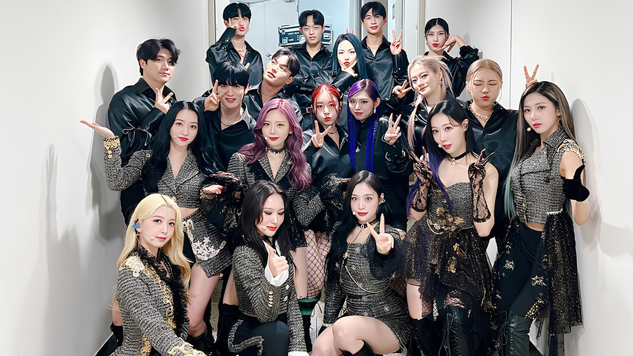 Apocalypse: Broken Halloween backdrop