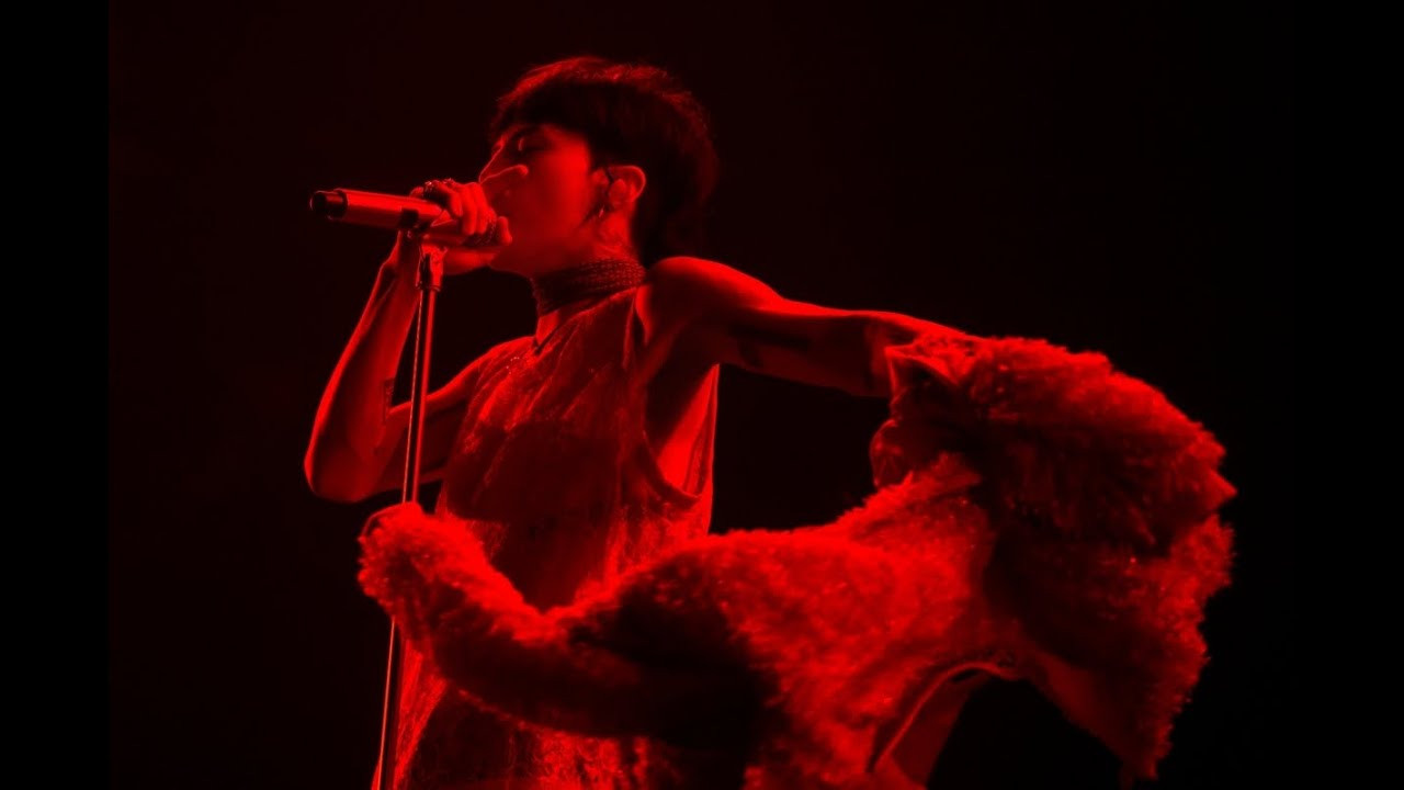 G-DRAGON 2017 WORLD TOUR [ACT III, M.O.T.T.E] IN SEOUL backdrop