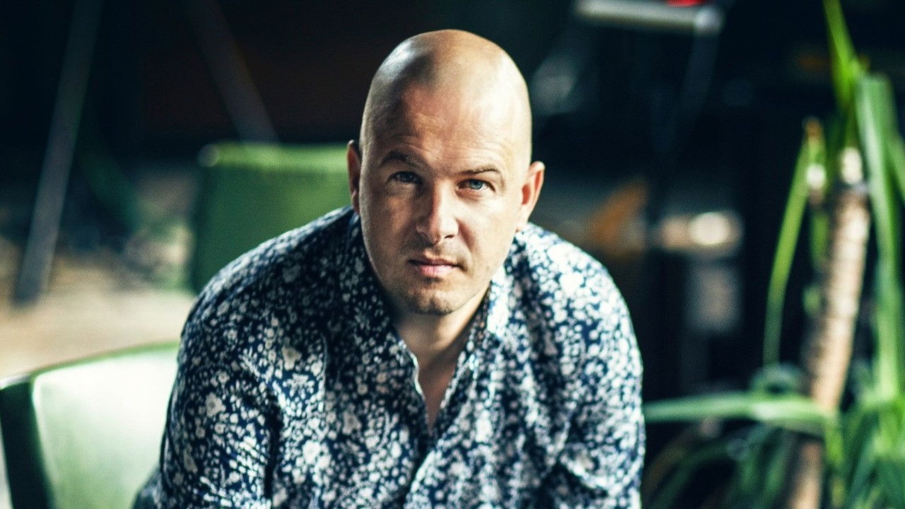 Studio Stan backdrop