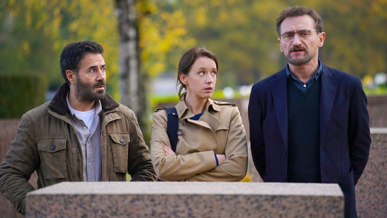 Lola and Her Brothers backdrop