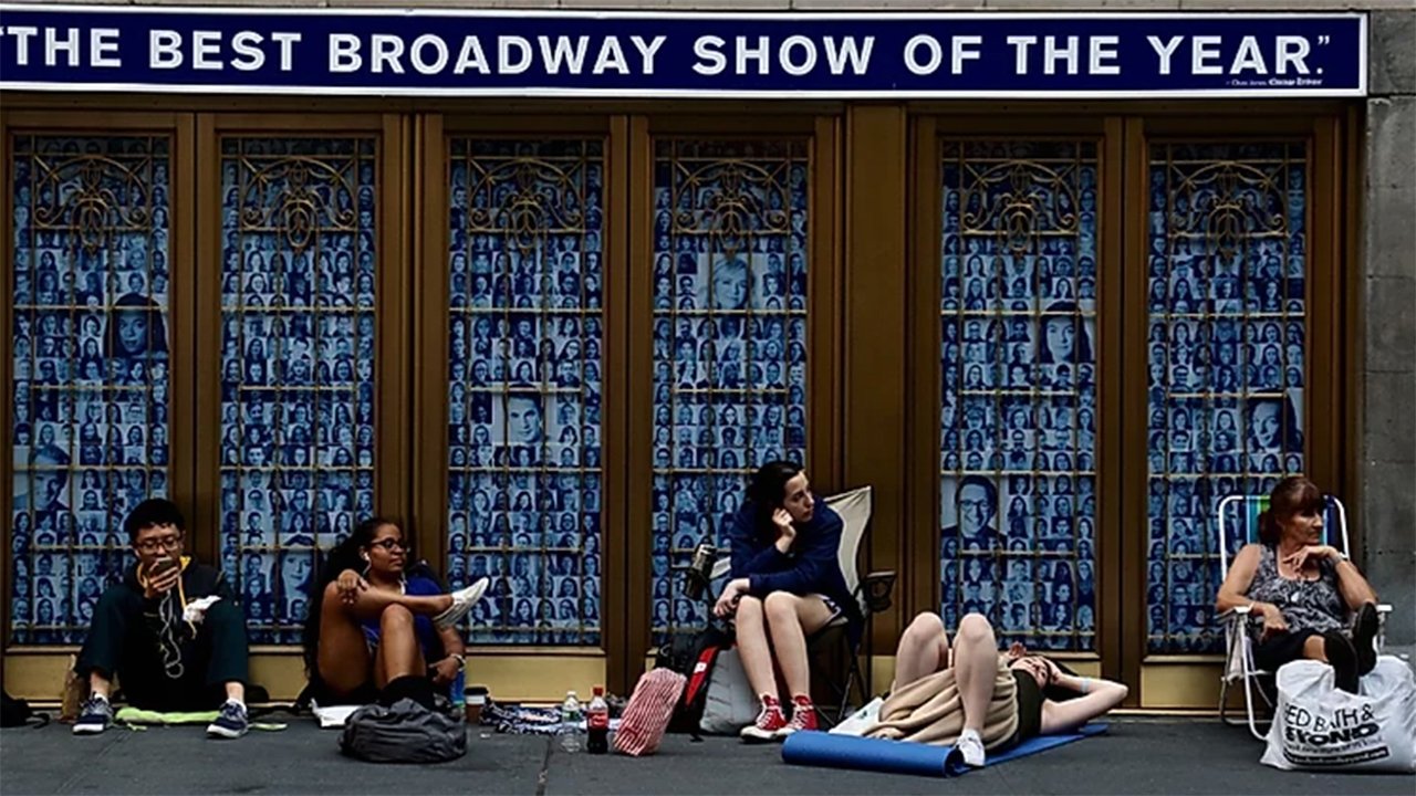 Repeat Attenders backdrop