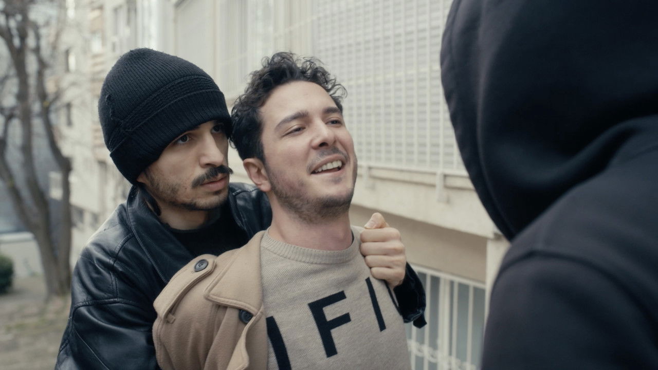 Umrumda Değil backdrop