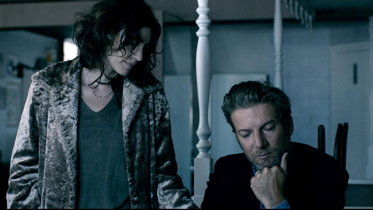 Around Luisa backdrop