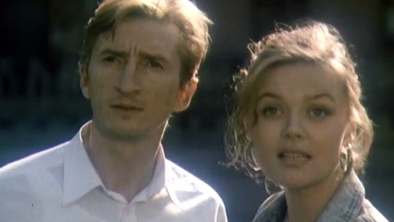 Razborchivyy zhenikh backdrop