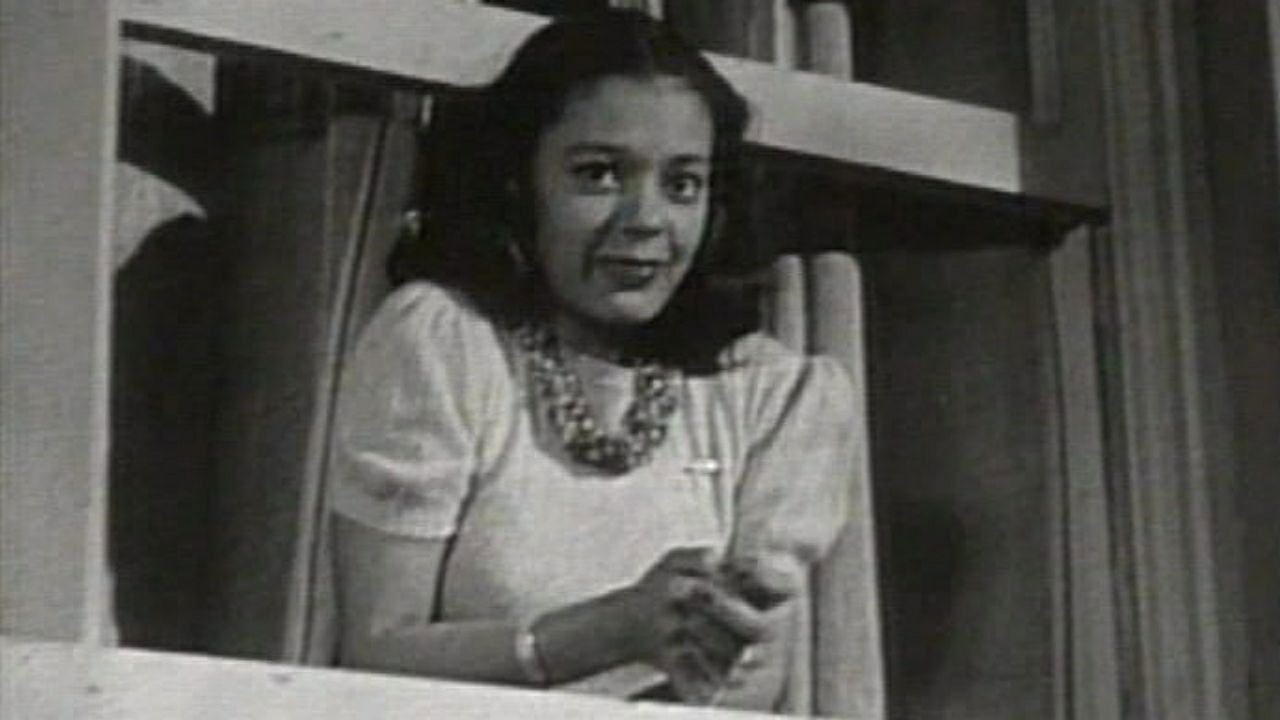 Take Me Back, Baby backdrop