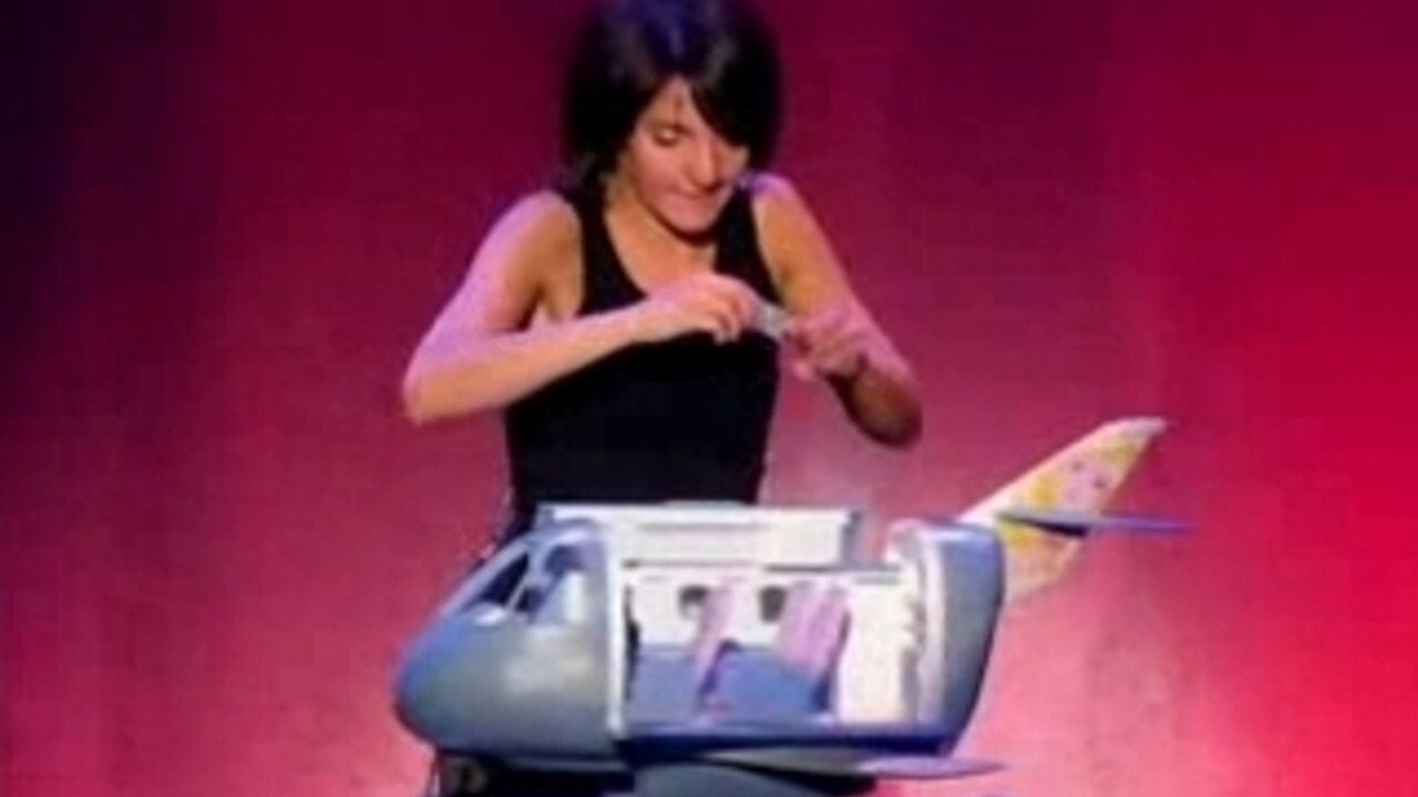 Florence Foresti fait des sketches à la Cigale backdrop