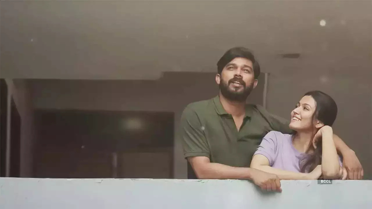 Priyan Ottathilaanu backdrop