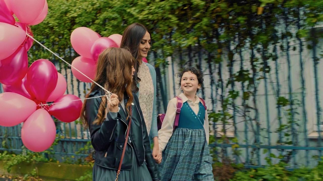 Women of Virtue backdrop