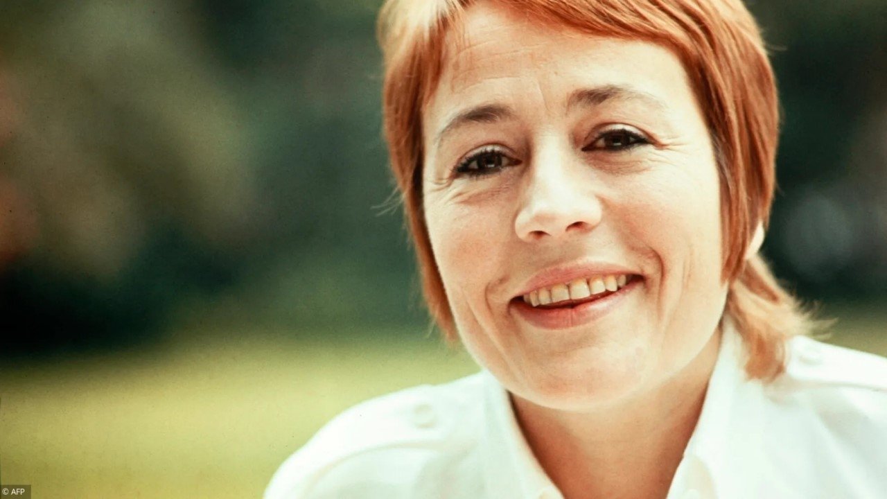 Annie Girardot selon son cœur backdrop