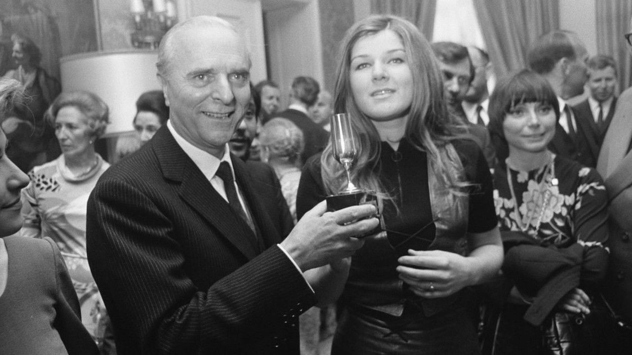 La encrucijada de Ángel Sanz Briz backdrop