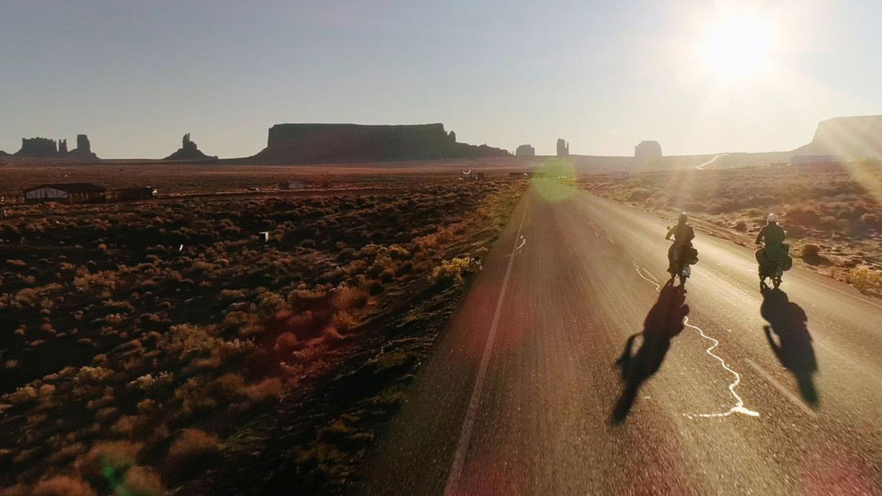 Ausgrissn! - In der Lederhosn nach Las Vegas backdrop