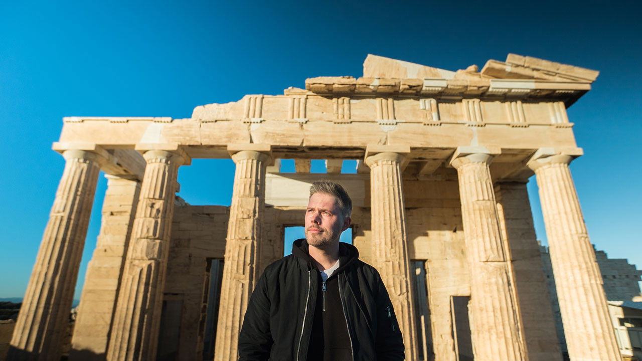 99 envies d'Évasion - Berlin, Rome, Athènes backdrop