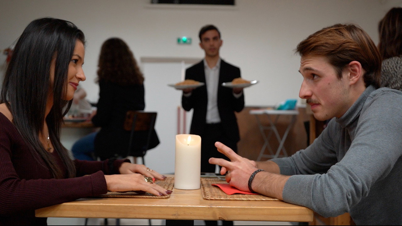 ATTENTION ! backdrop