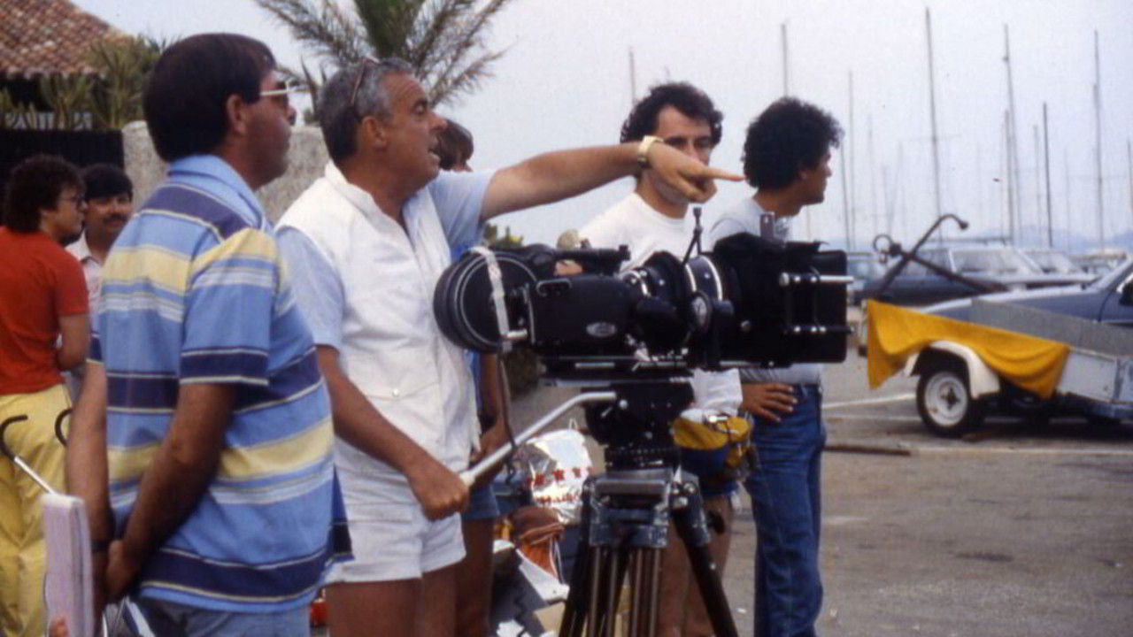 Max Pécas, le roi du navet backdrop