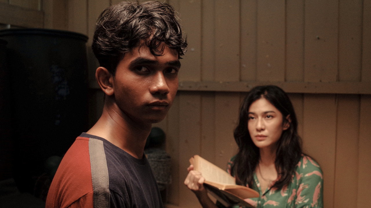 The Fox King backdrop