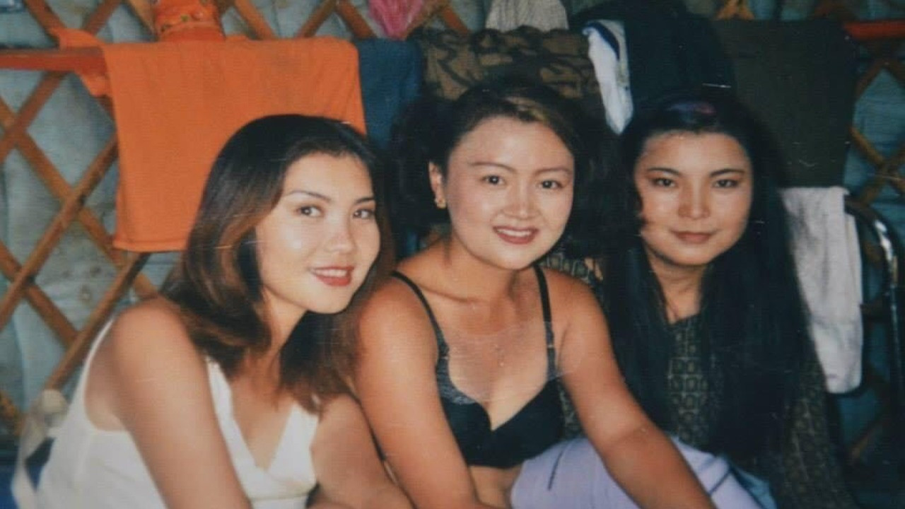 Clever Girls backdrop