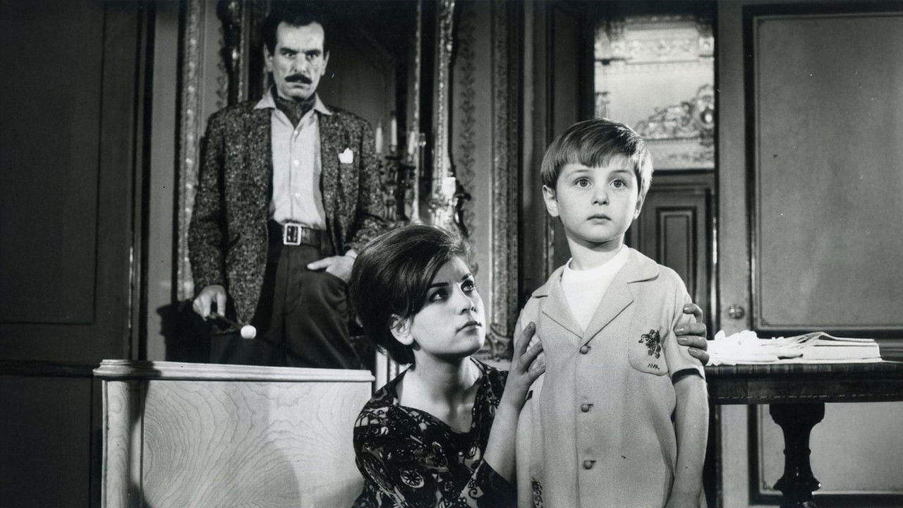 Damgalı Adam backdrop