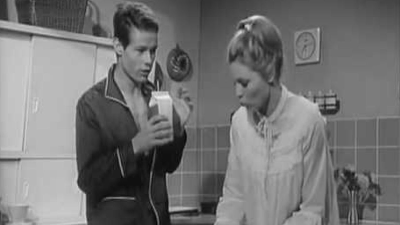 Unsere große Schwester backdrop