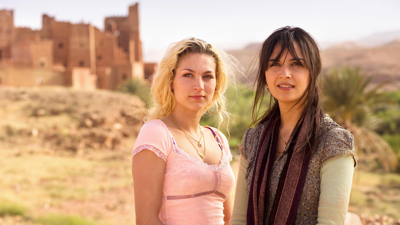 Dunya & Desie backdrop