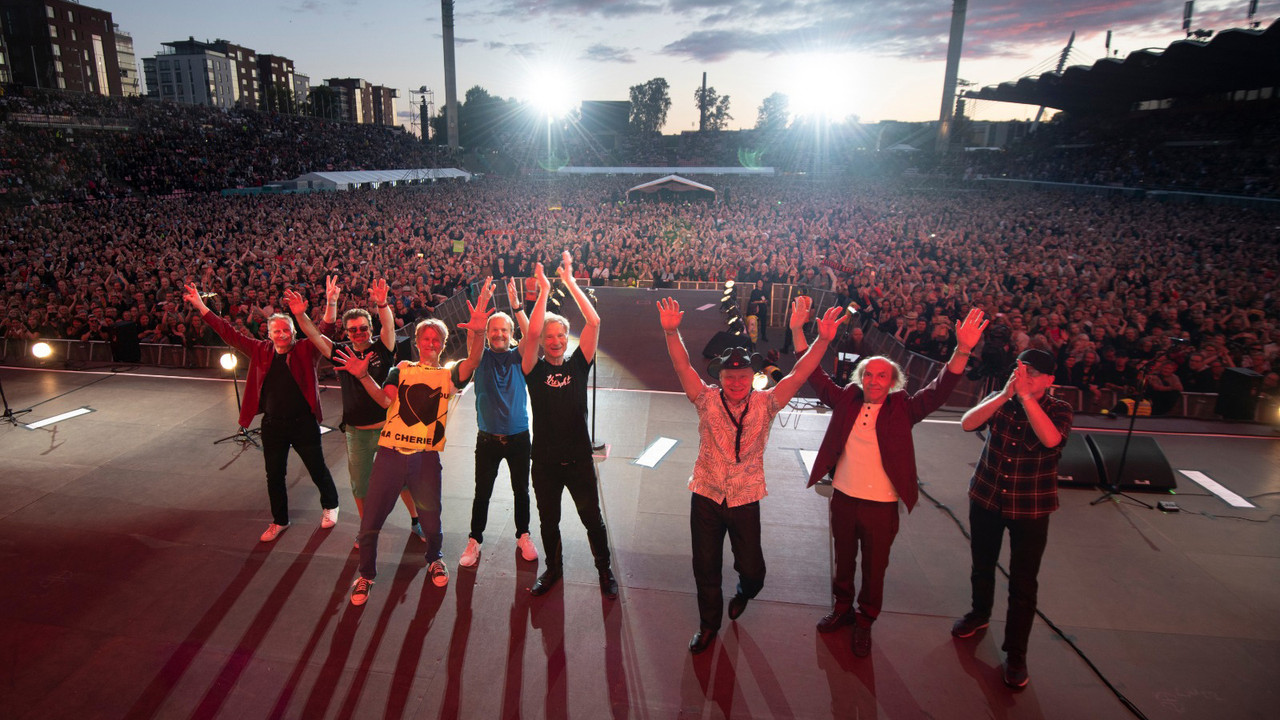 Hassisen Kone 40 Years After backdrop