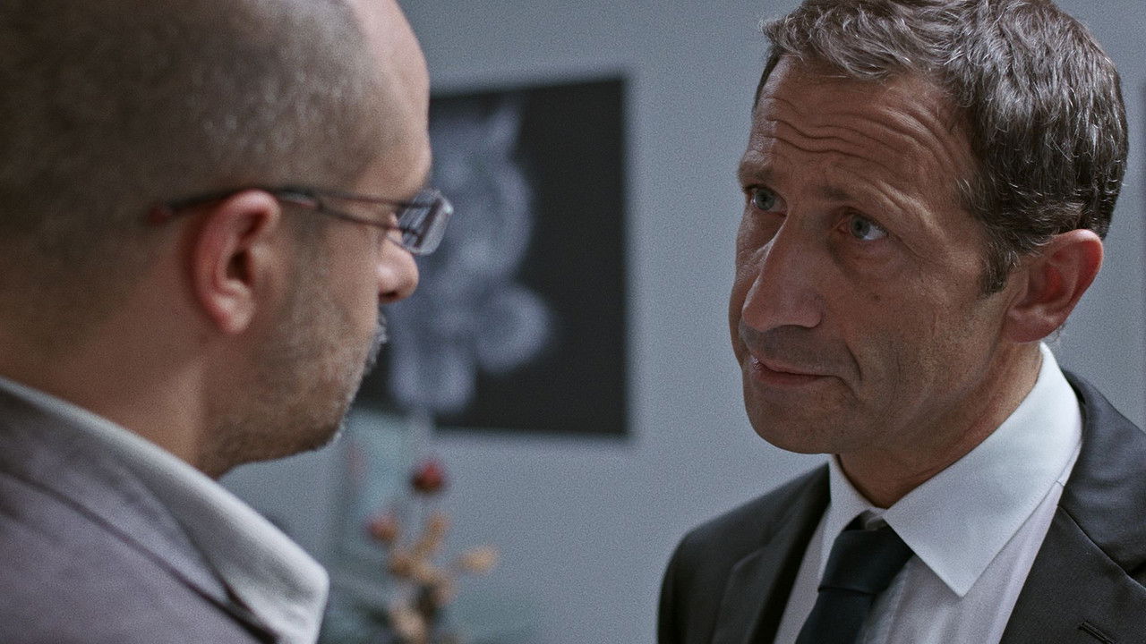 Traces of Madness backdrop