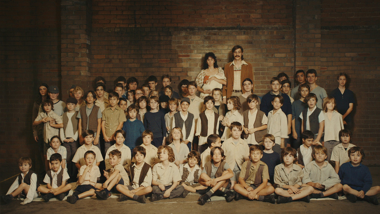 The Record: World's Largest Family backdrop