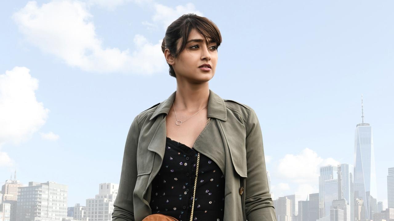 Amar Akbar Anthony backdrop