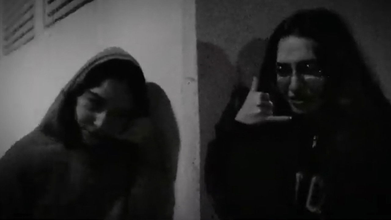 Le'ahuv Et Taharan backdrop