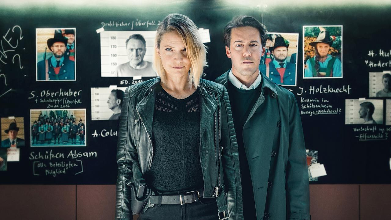 Der Tote in der Schlucht backdrop