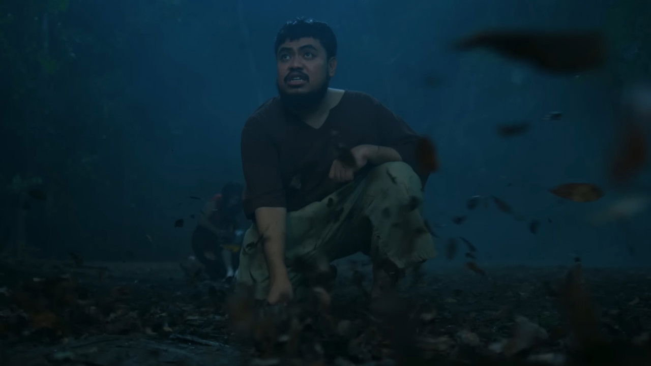 Kang Solah (From Kang Mak) x Nenek Gayung backdrop